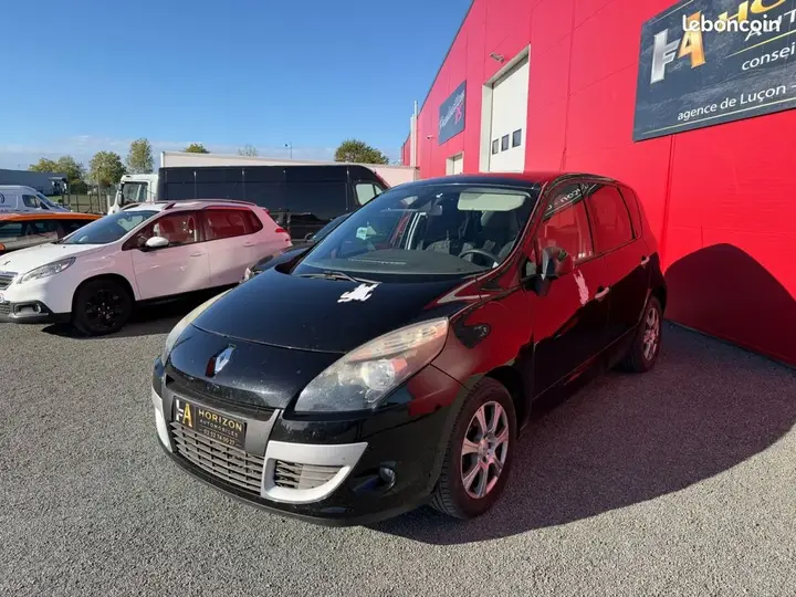 Renault Scenic 2011 photo 3