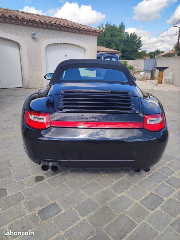 Porsche 911 2009 photo 2