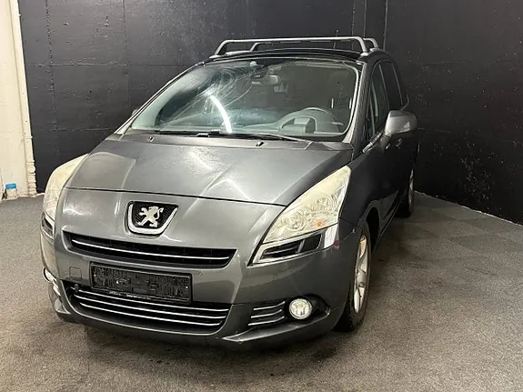 Peugeot 5008 2011 photo 4