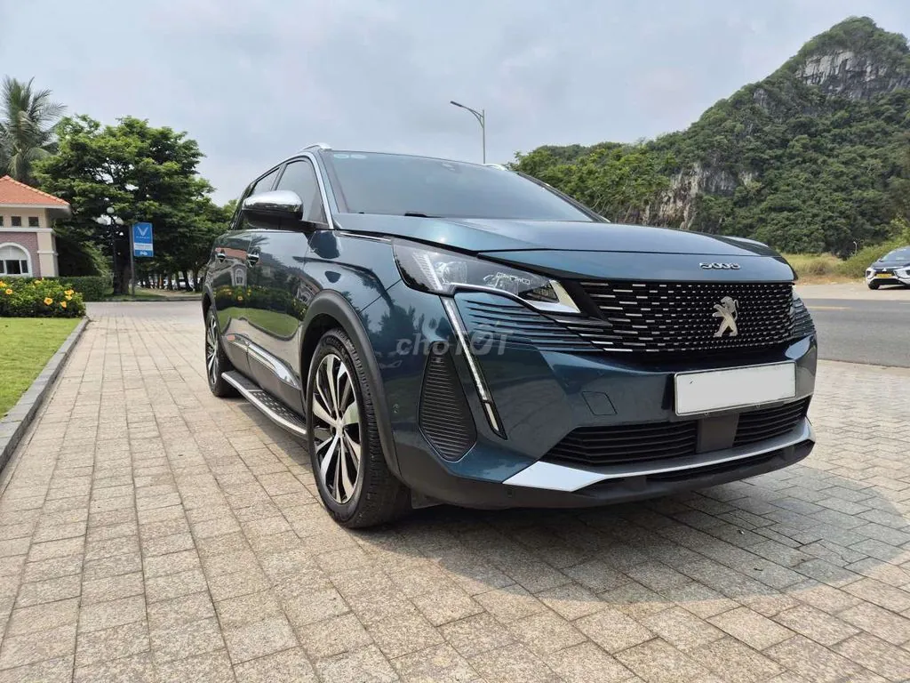 Peugeot 5008 2022 photo 2