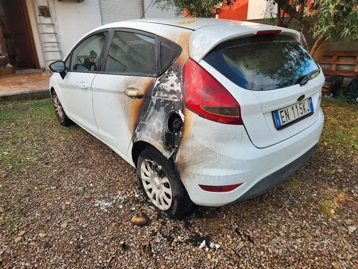 Ford Fiesta 2012 photo 4