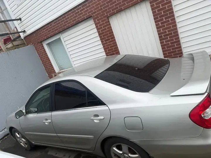 Toyota Camry 2004 photo 2