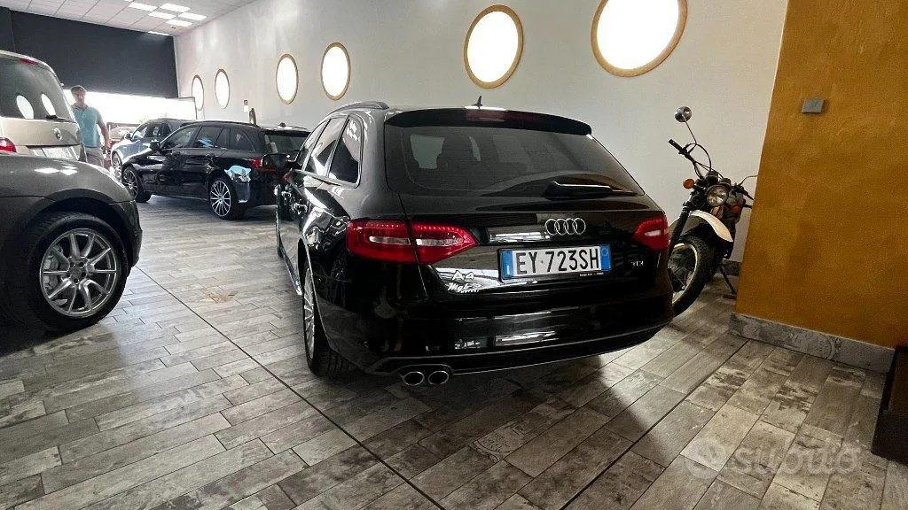 Audi A4 2015 photo 4