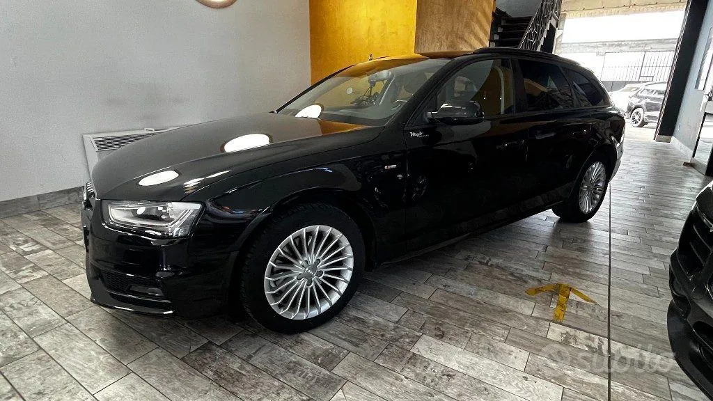 Audi A4 2015 photo 3