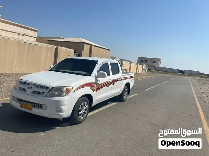 Toyota Hilux 2008 photo 2