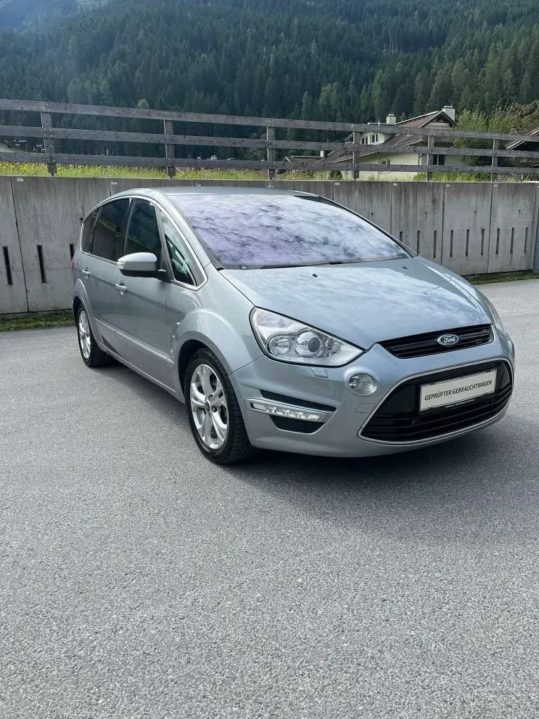 Ford S-Max 2013 photo 3