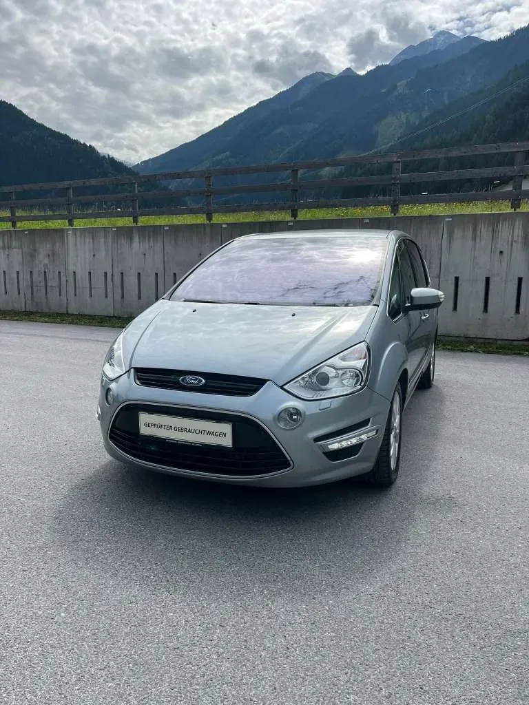 Ford S-Max 2013 photo 2