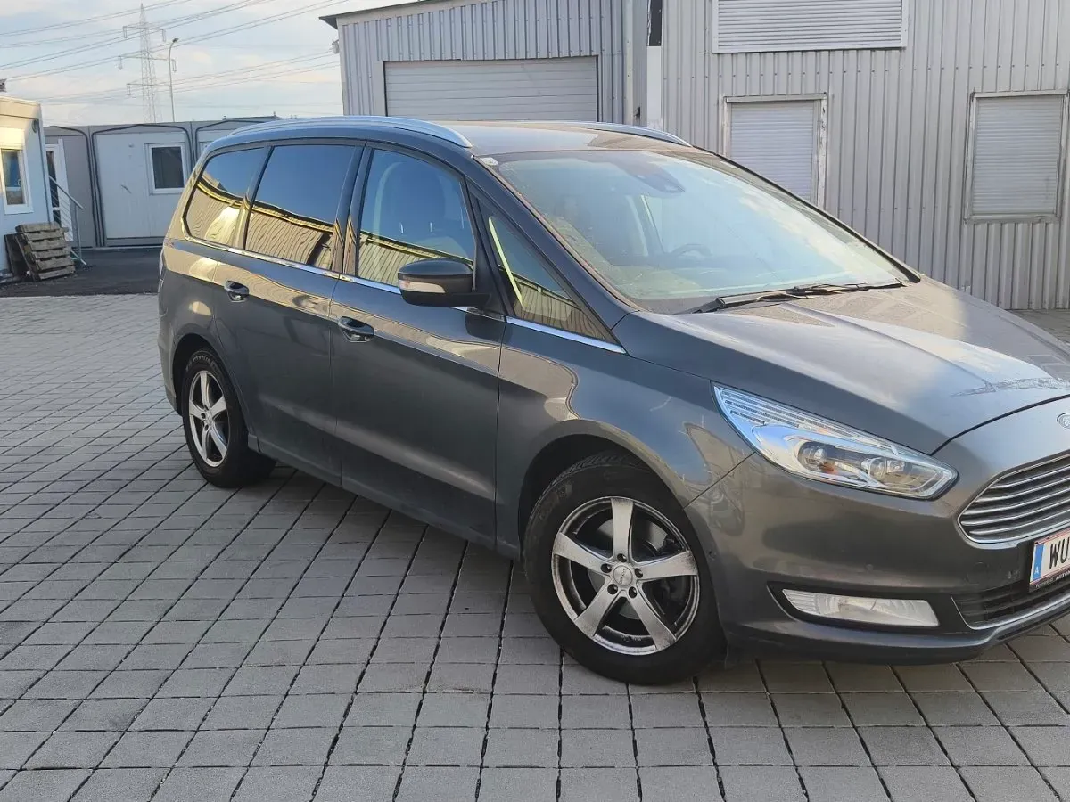 Ford Galaxy 2019 photo 2