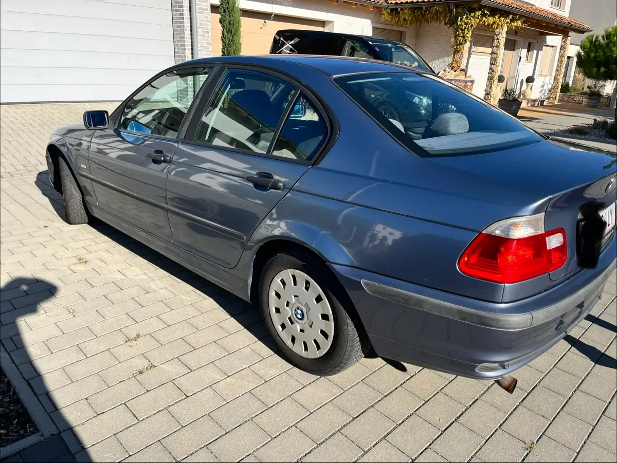 BMW 3 Series 2000 photo 2