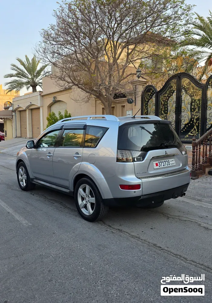 Mitsubishi Outlander 2011 photo 5