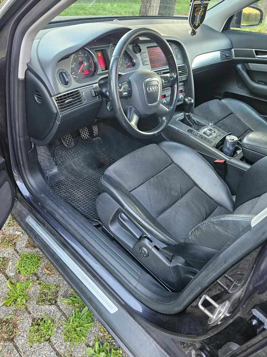 Audi A6 2005 photo 2