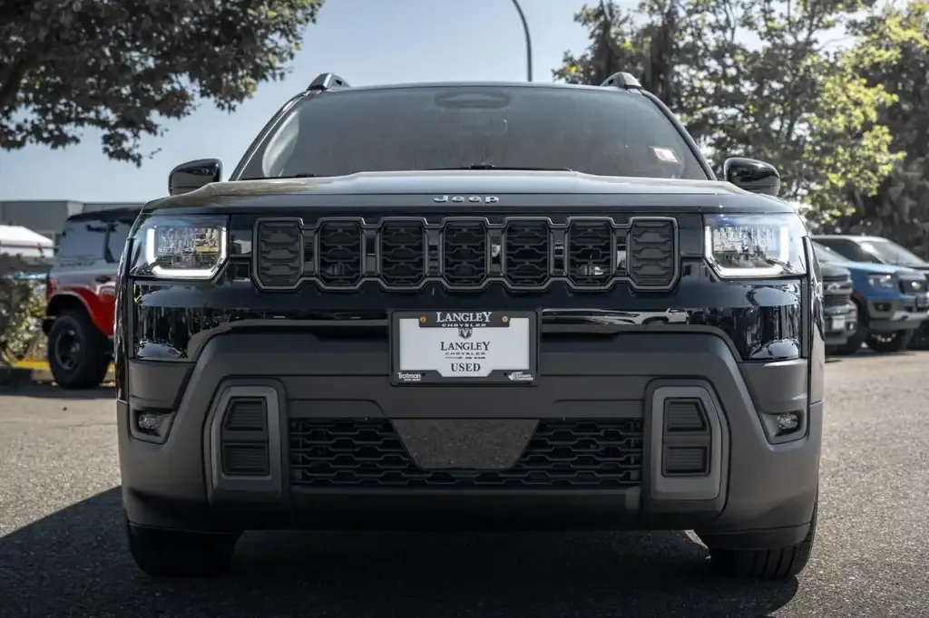 Jeep Cherokee 2026 photo 3