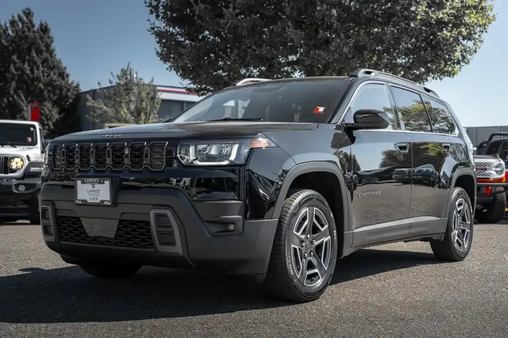Jeep Cherokee 2026 photo 4