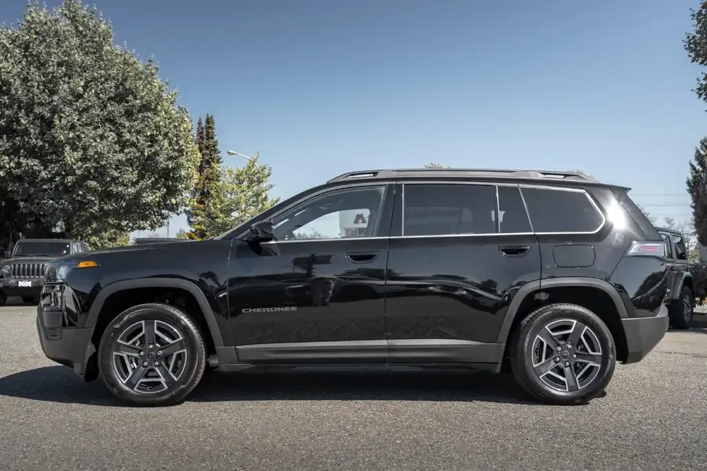 Jeep Cherokee 2026 photo 5