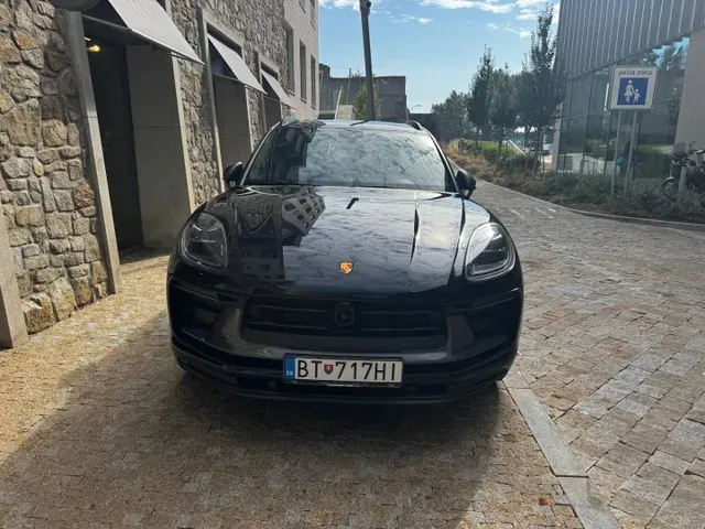 Porsche Macan 2022 photo 3