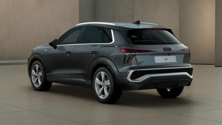 Audi Q3 photo 2