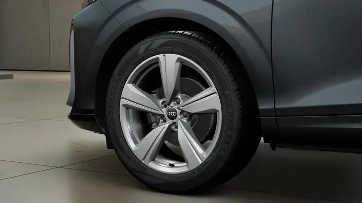 Audi Q3 photo 4