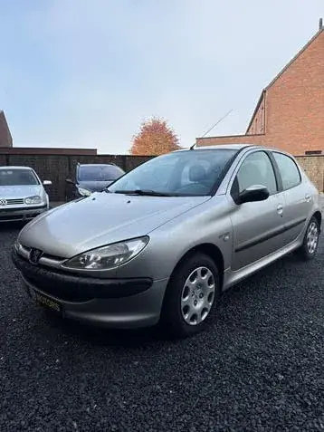 Peugeot 206 2004 photo 2