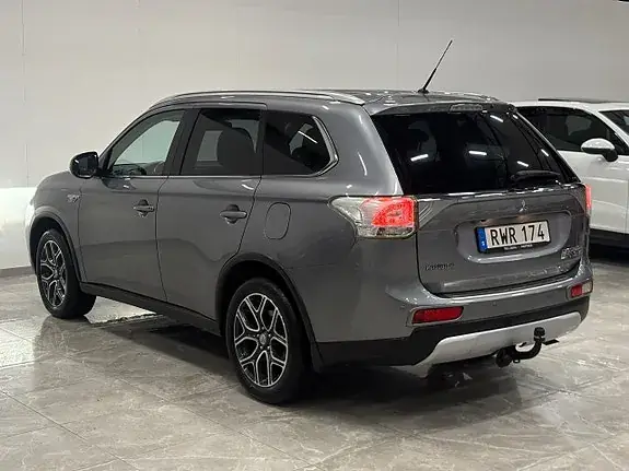 Mitsubishi Outlander 2015 photo 3