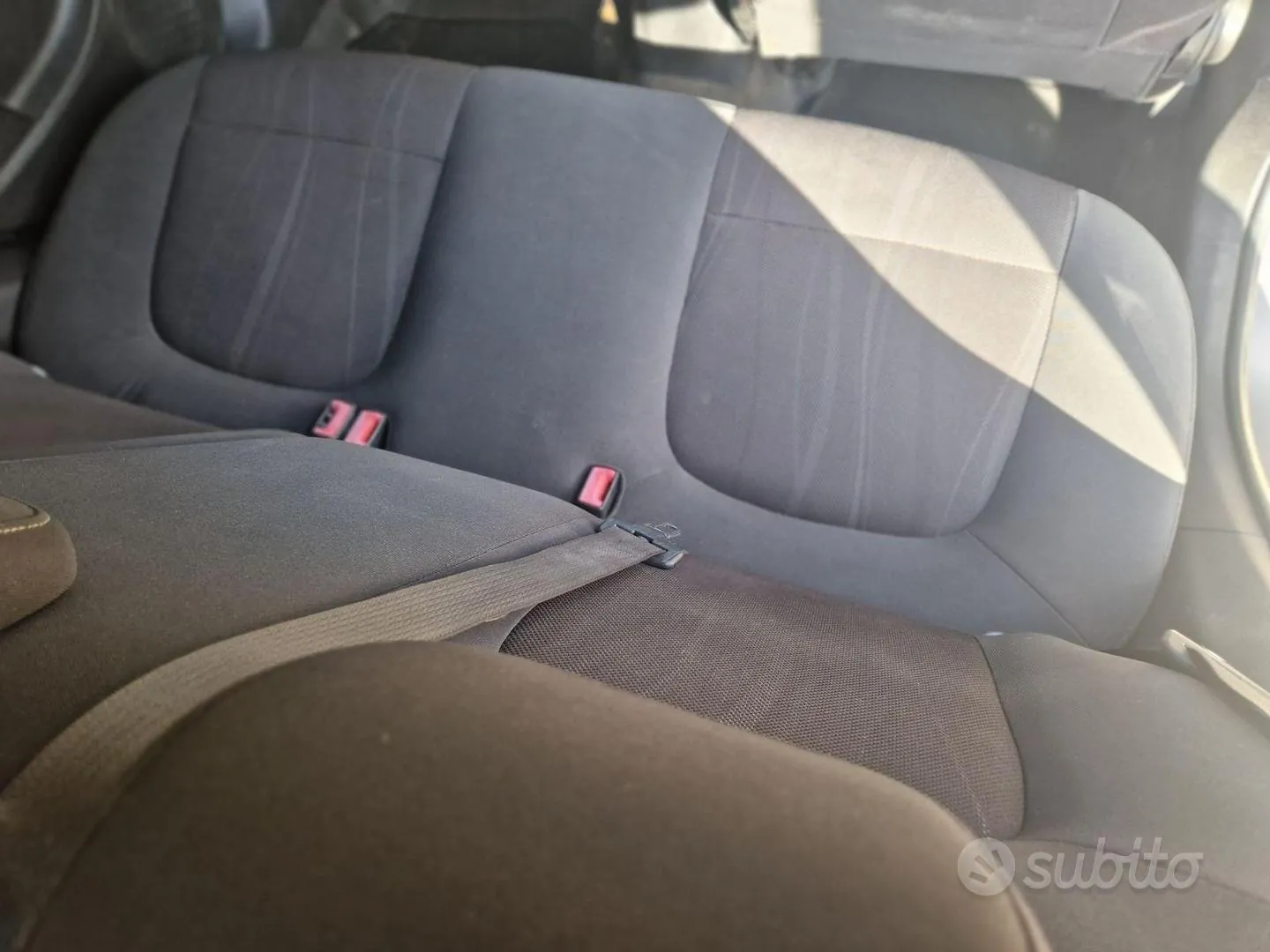 Chevrolet Aveo 2012 photo 3