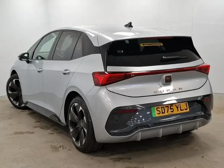 Cupra Born 2025 photo 2