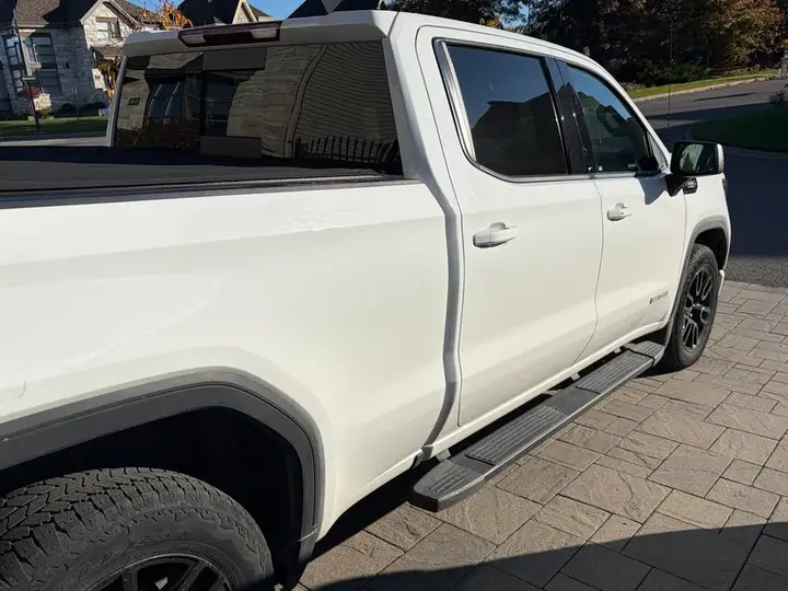 GMC Sierra 1500 2024 photo 2