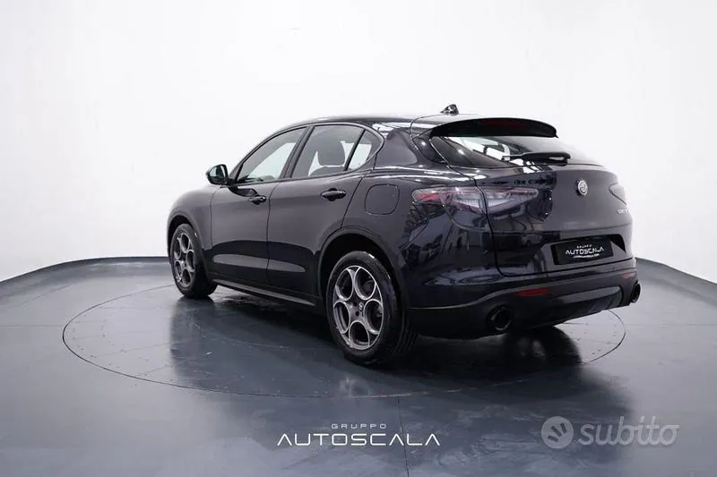 Alfa Romeo Stelvio 2024 photo 4