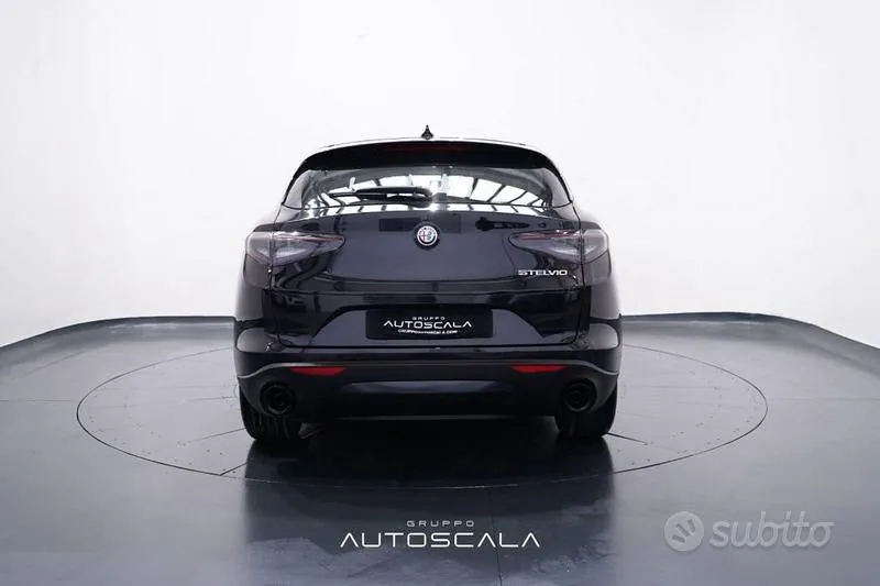 Alfa Romeo Stelvio 2024 photo 5