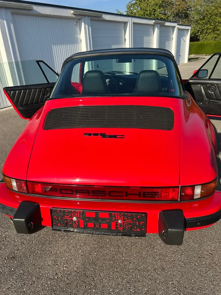 Porsche 911 1981 photo 2