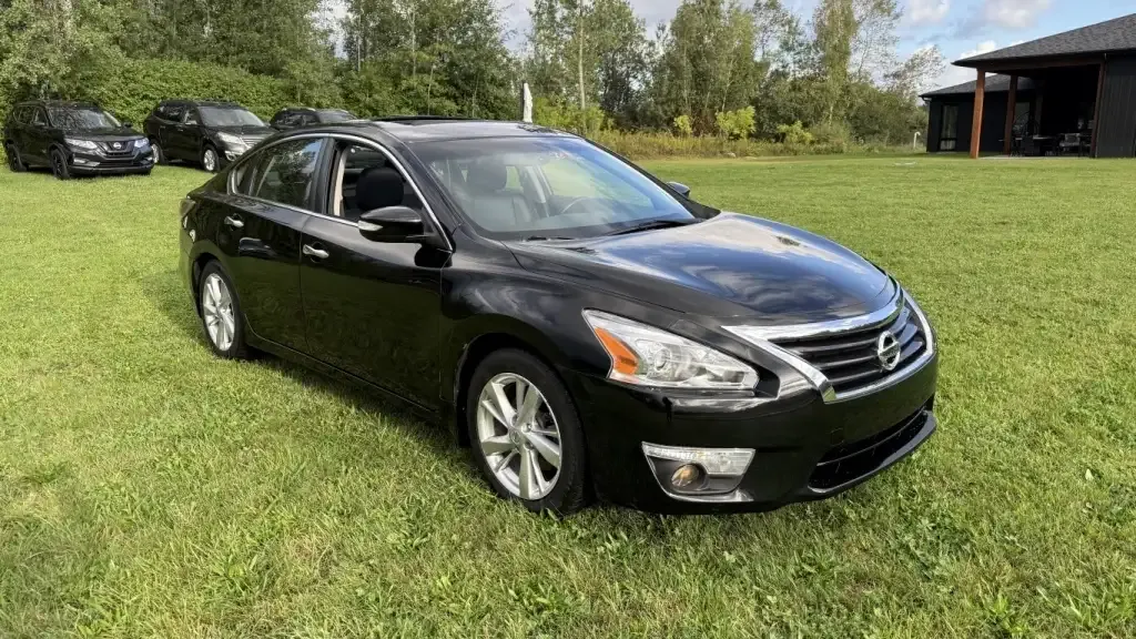 Nissan Altima 2014 photo 4
