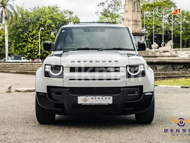Land Rover Defender 2026 photo 2