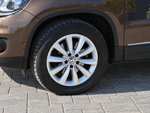 Volkswagen Tiguan 2015 photo 2