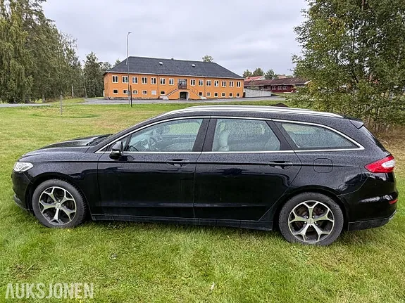 Ford Mondeo 2015 photo 2