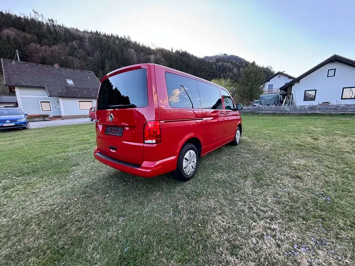 Volkswagen Multivan 2021 photo 2