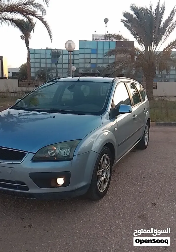 Ford Focus 2008 photo 2