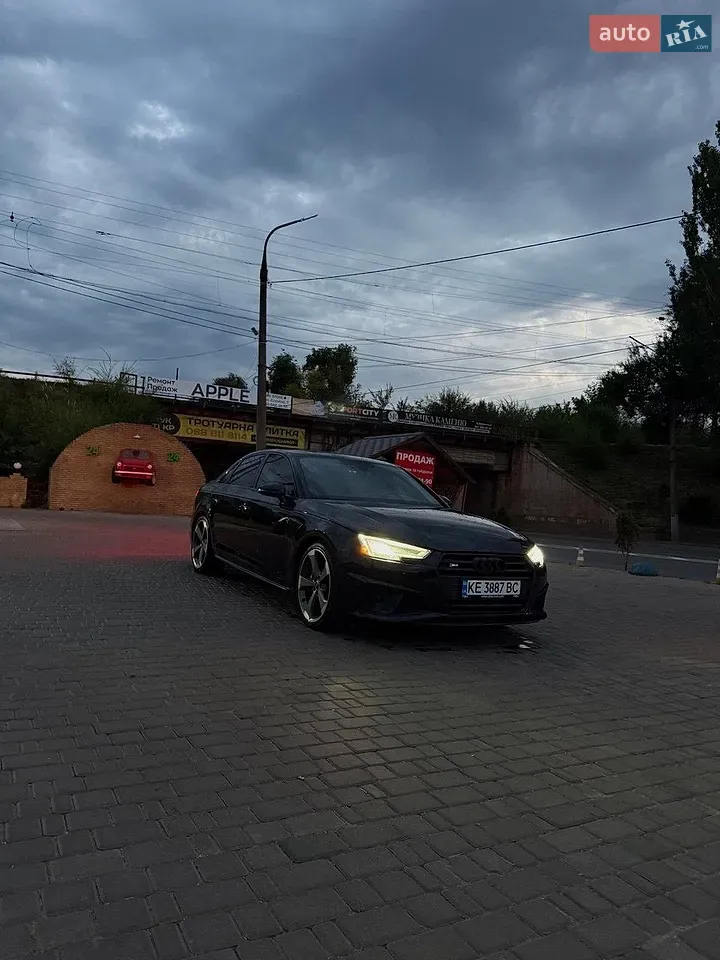 Audi S4 2018 photo 2