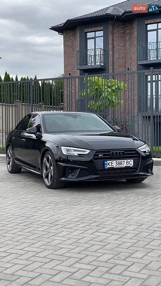 Audi S4 2018 photo 3