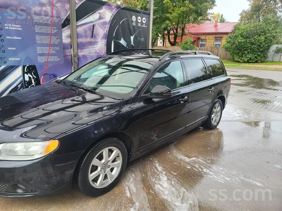 Volvo V70 2008 photo 2