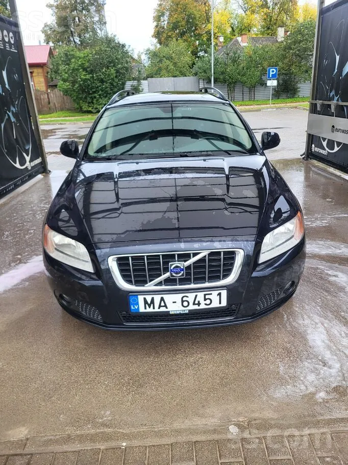 Volvo V70