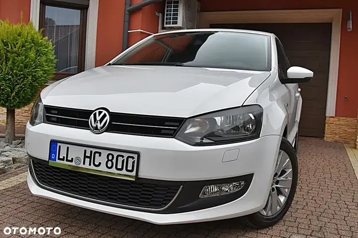 Volkswagen Polo 2013 photo 2