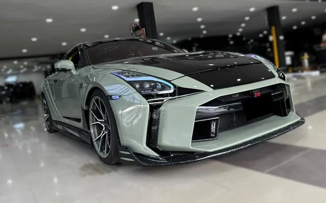 Nissan Gt-R