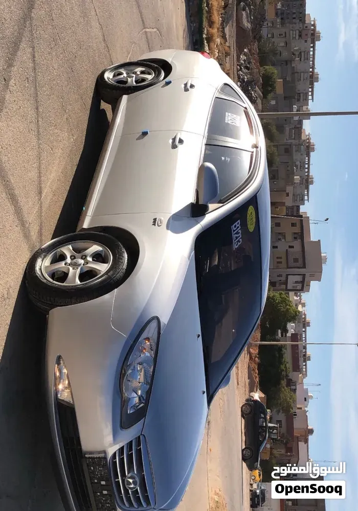 Hyundai Avante 2010 photo 3