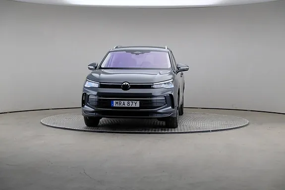 Volkswagen Tiguan 2025 photo 3