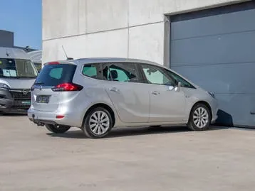 Opel Zafira 2018 photo 3