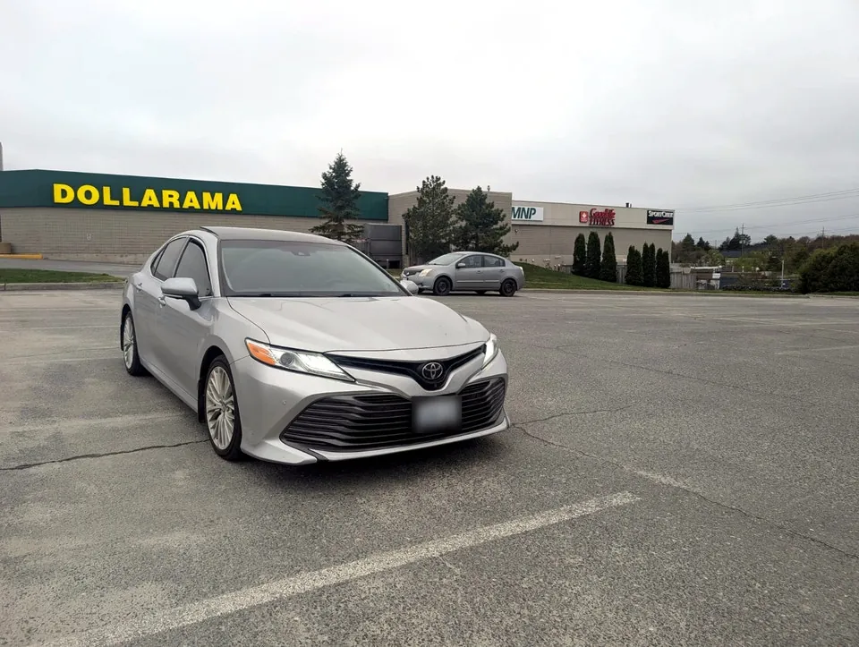 Toyota Camry 2018 photo 2