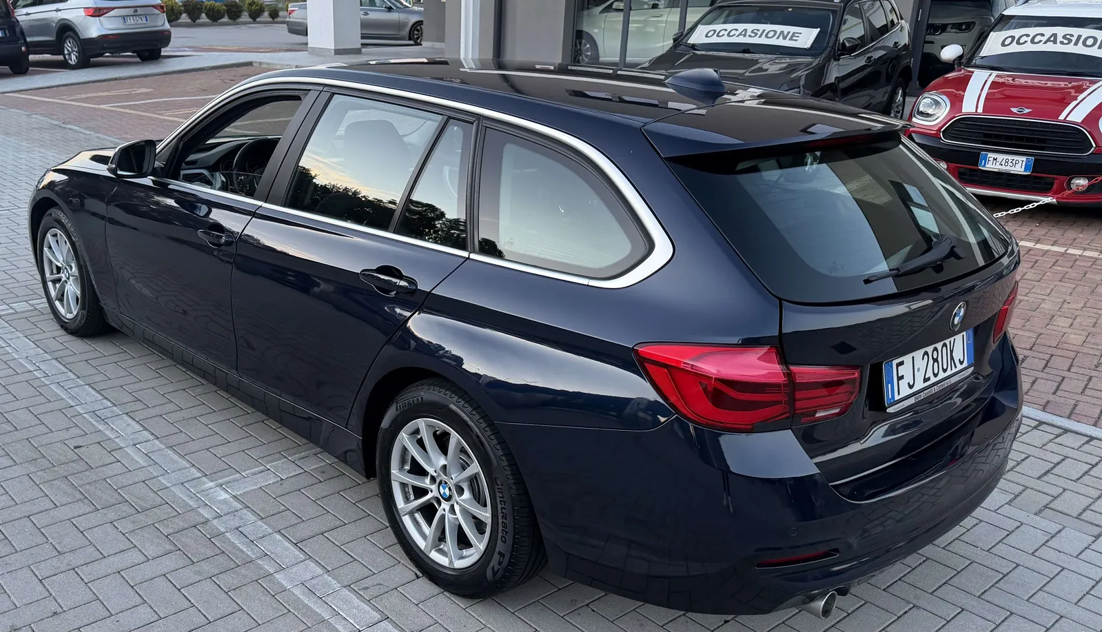 BMW 3 Series 2017 photo 4
