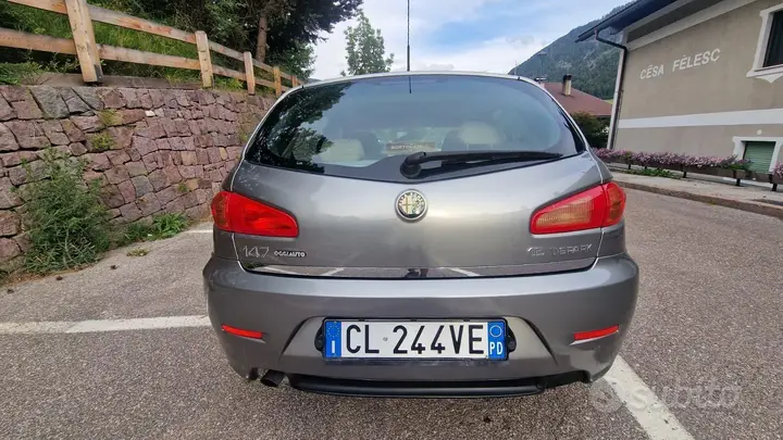 Alfa Romeo 147 2005 photo 3