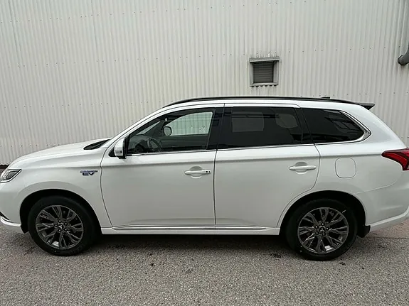 Mitsubishi Outlander 2018 photo 5