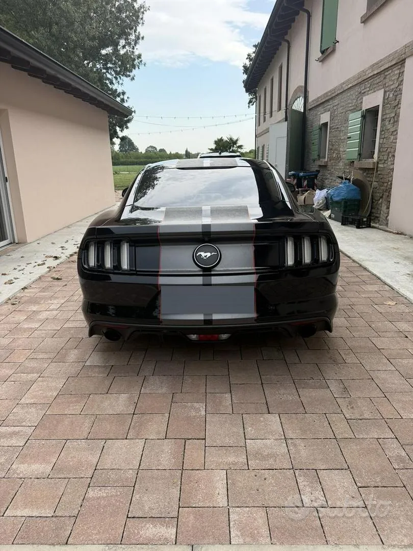 Ford Mustang Fastback 2016 photo 5