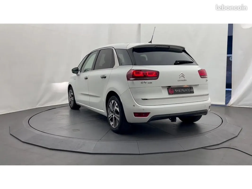 Citroen C4 Picasso 2015 photo 4